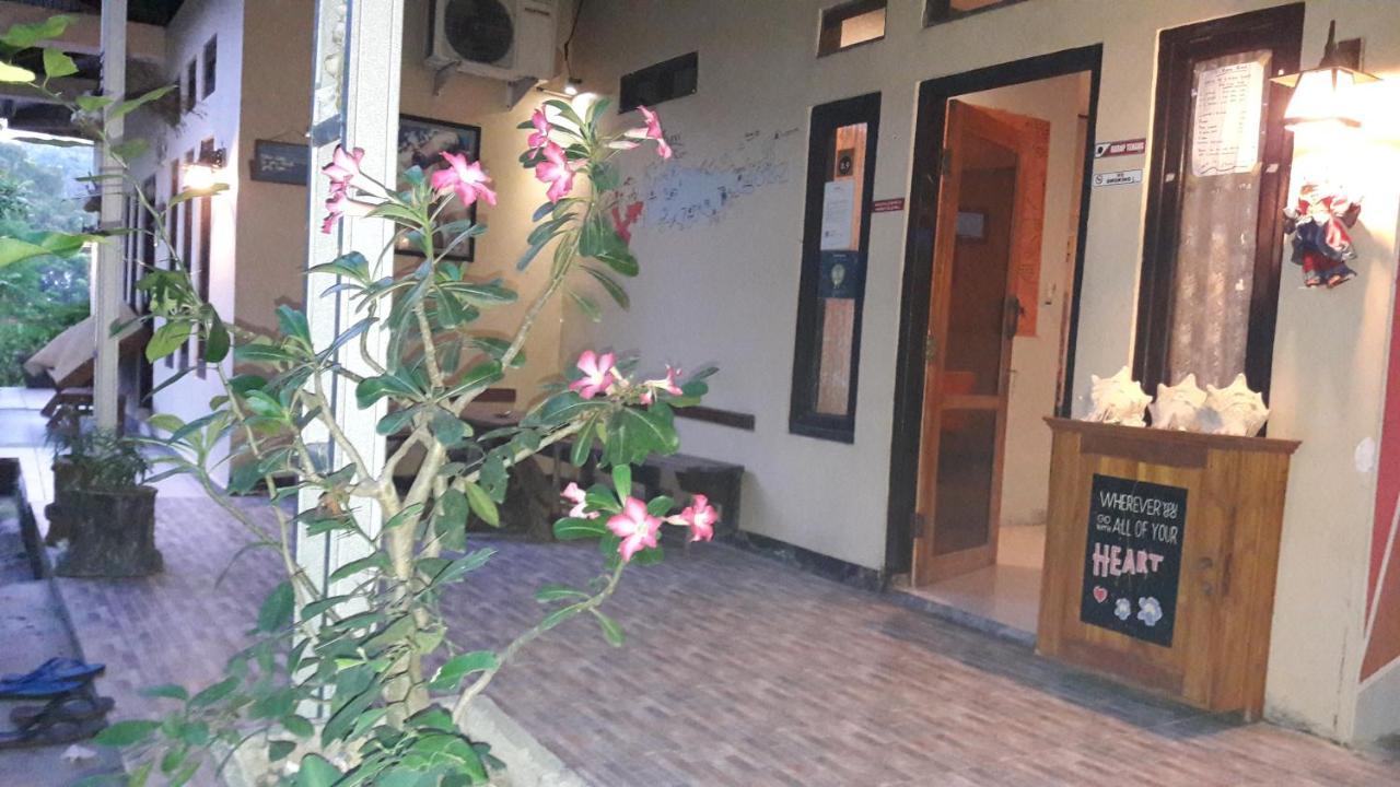 G-Rima Home Stay Labuan Bajo Extérieur photo