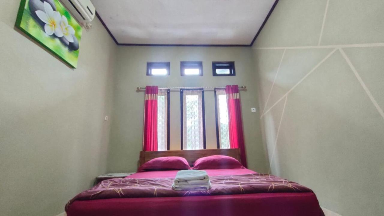 G-Rima Home Stay Labuan Bajo Extérieur photo