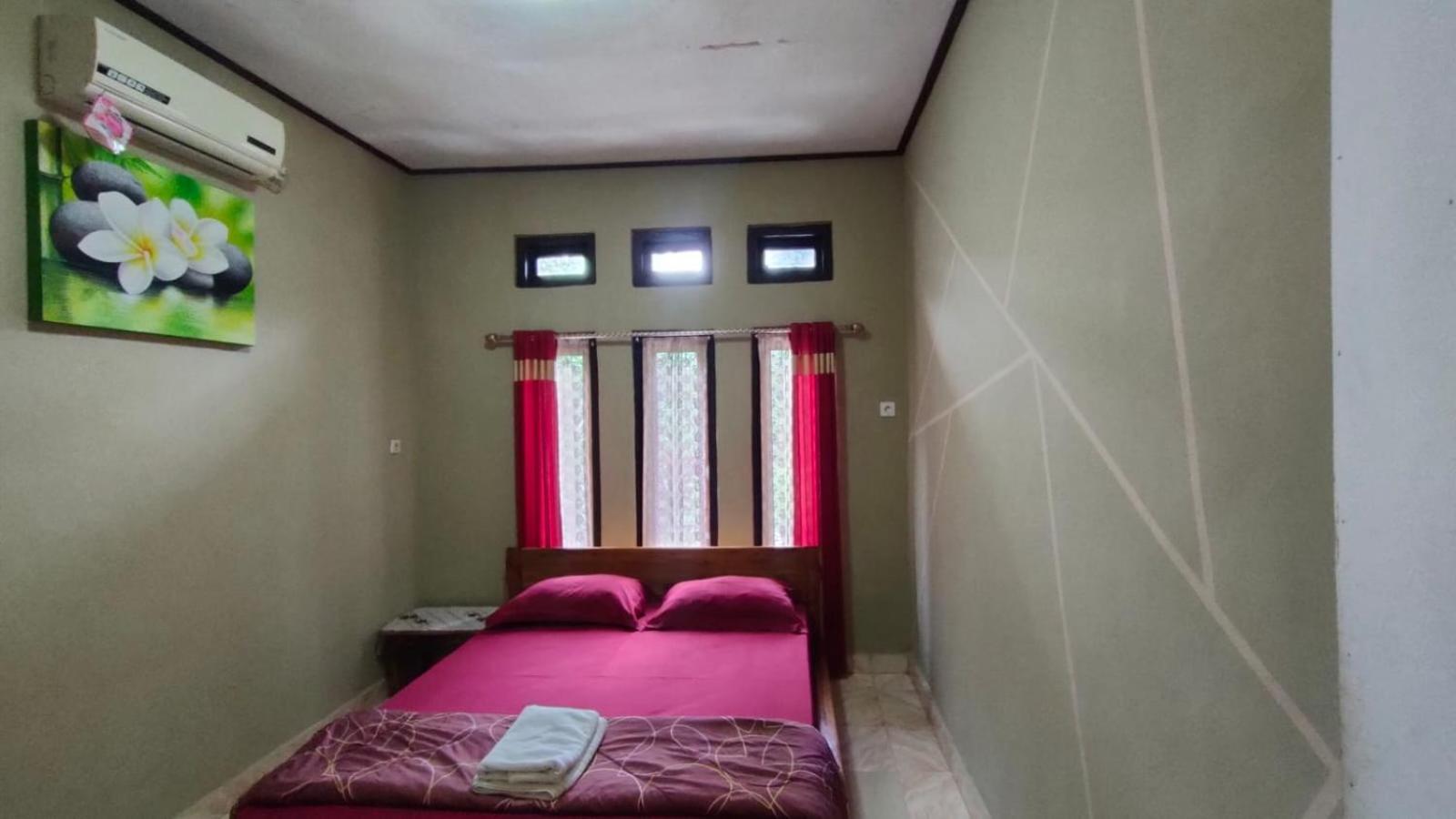 G-Rima Home Stay Labuan Bajo Chambre photo